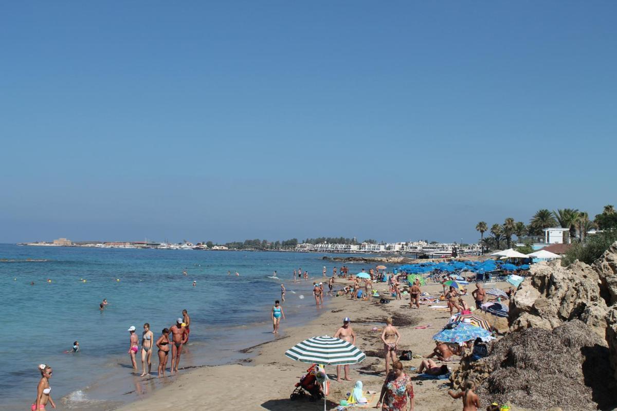 Charming Holiday Retreat Kato Paphos Apt 400M To The Beach Exterior photo