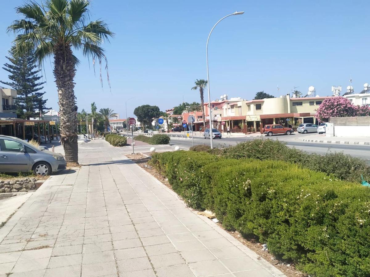 Charming Holiday Retreat Kato Paphos Apt 400M To The Beach Exterior photo