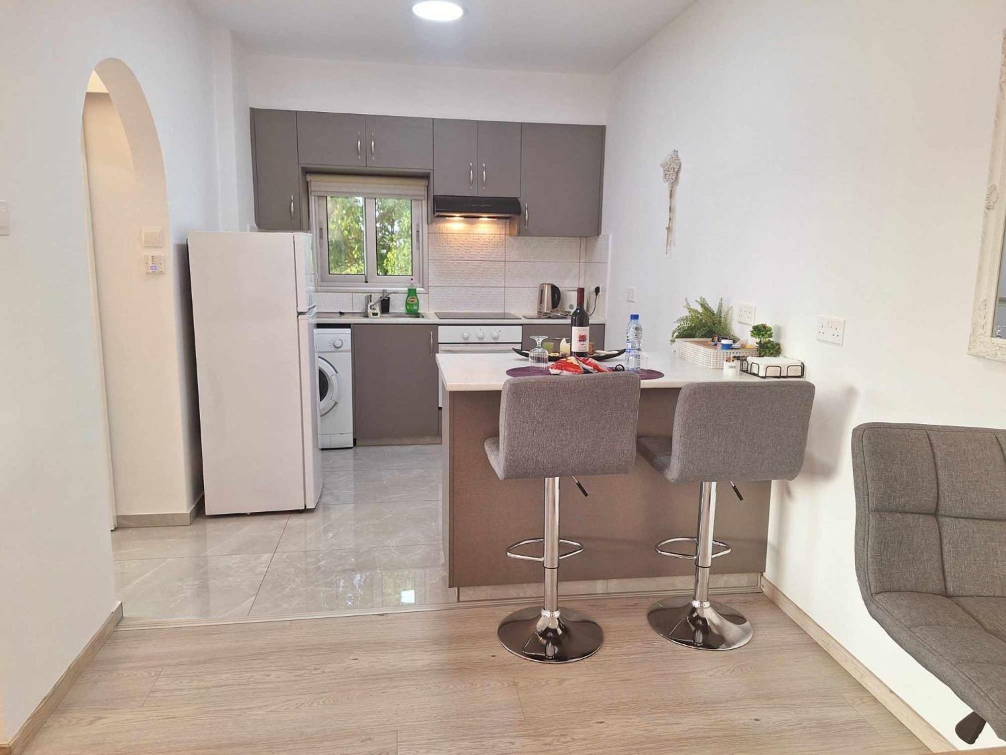 Charming Holiday Retreat Kato Paphos Apt 400M To The Beach Exterior photo