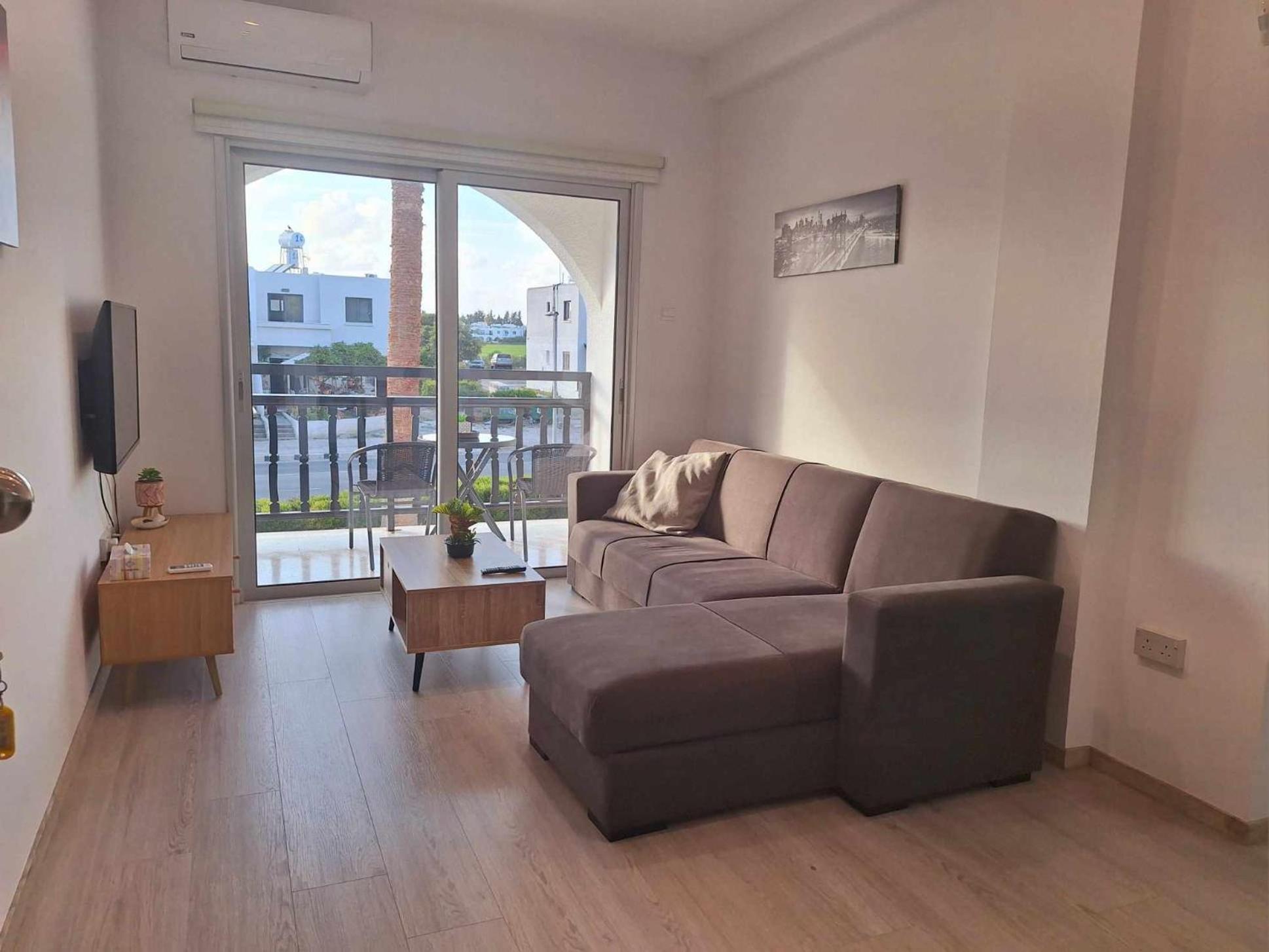 Charming Holiday Retreat Kato Paphos Apt 400M To The Beach Exterior photo